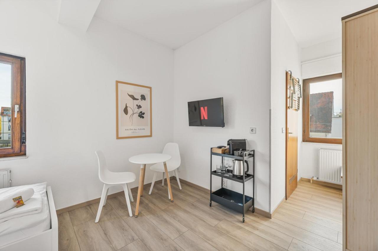 Home2Stay Apartmenthaus Heilbronn City Kitchen Parking Highspeed Wifi Washroom Екстер'єр фото