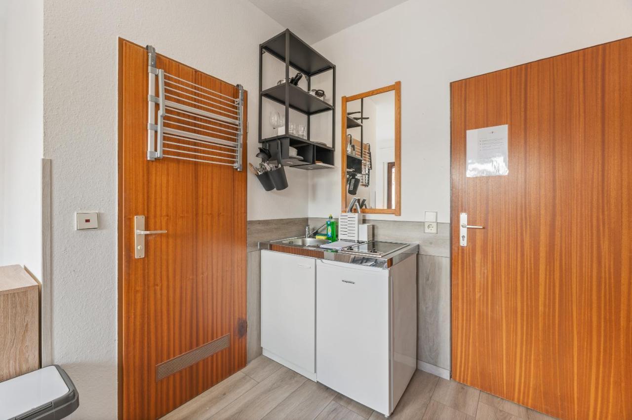 Home2Stay Apartmenthaus Heilbronn City Kitchen Parking Highspeed Wifi Washroom Екстер'єр фото