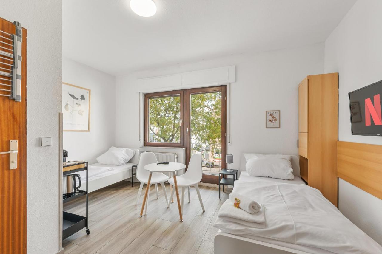 Home2Stay Apartmenthaus Heilbronn City Kitchen Parking Highspeed Wifi Washroom Екстер'єр фото