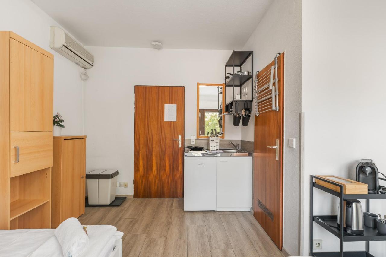Home2Stay Apartmenthaus Heilbronn City Kitchen Parking Highspeed Wifi Washroom Екстер'єр фото