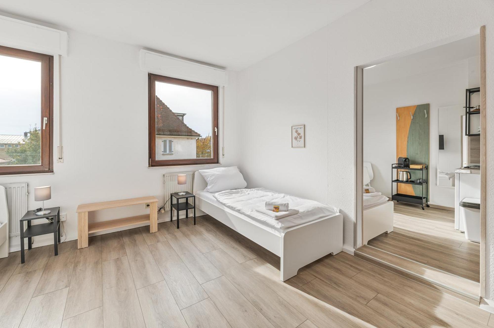 Home2Stay Apartmenthaus Heilbronn City Kitchen Parking Highspeed Wifi Washroom Екстер'єр фото
