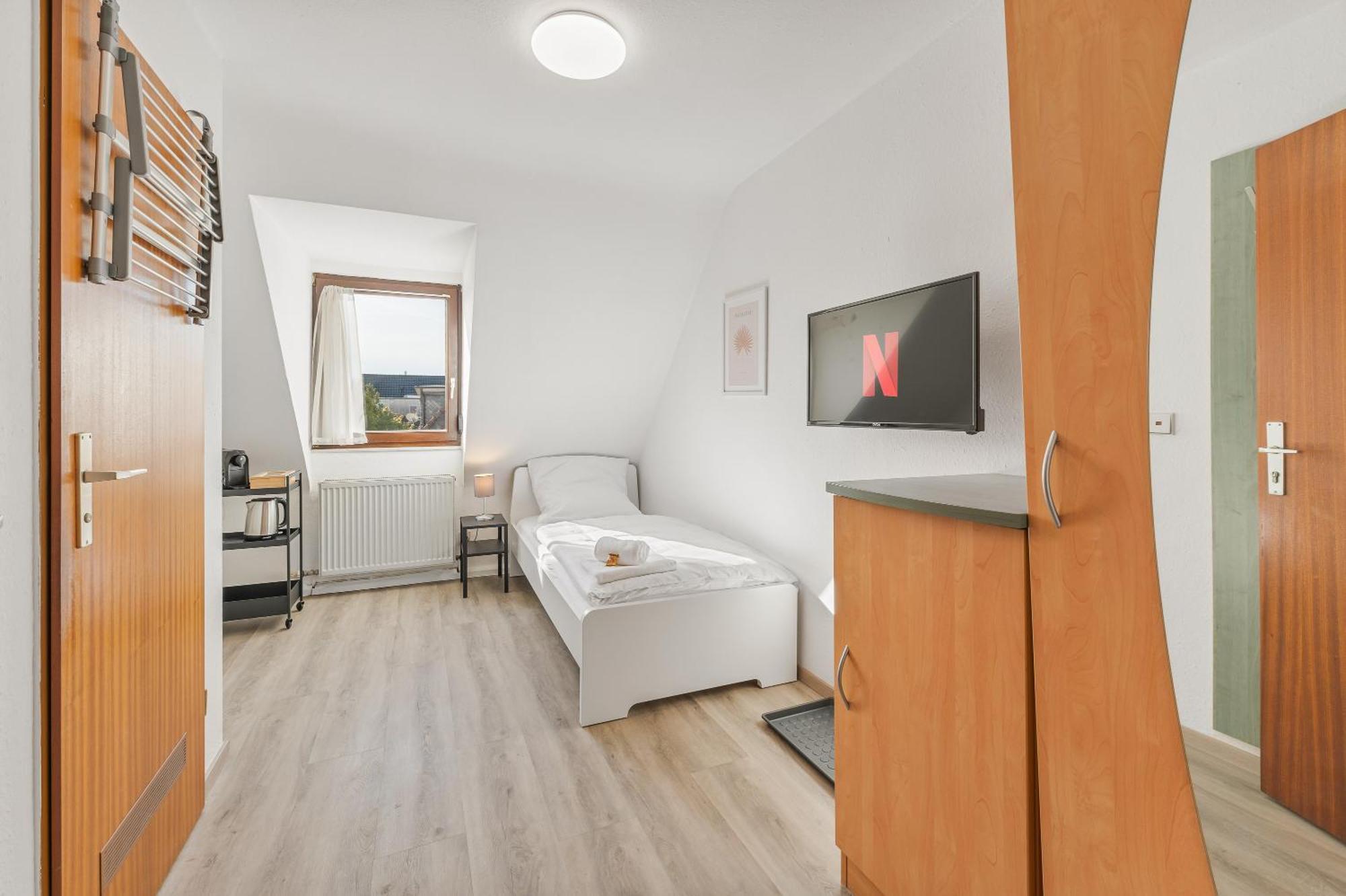 Home2Stay Apartmenthaus Heilbronn City Kitchen Parking Highspeed Wifi Washroom Екстер'єр фото